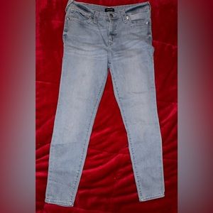 True Religion World Tour Jennie Curvy Mid Rise Super Skinny Jeans